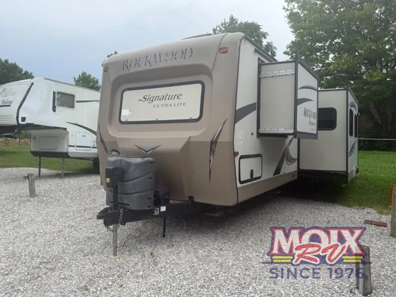 2015 Forest River RV Rockwood Signature Ultra Lite 8327SS - Photo 4