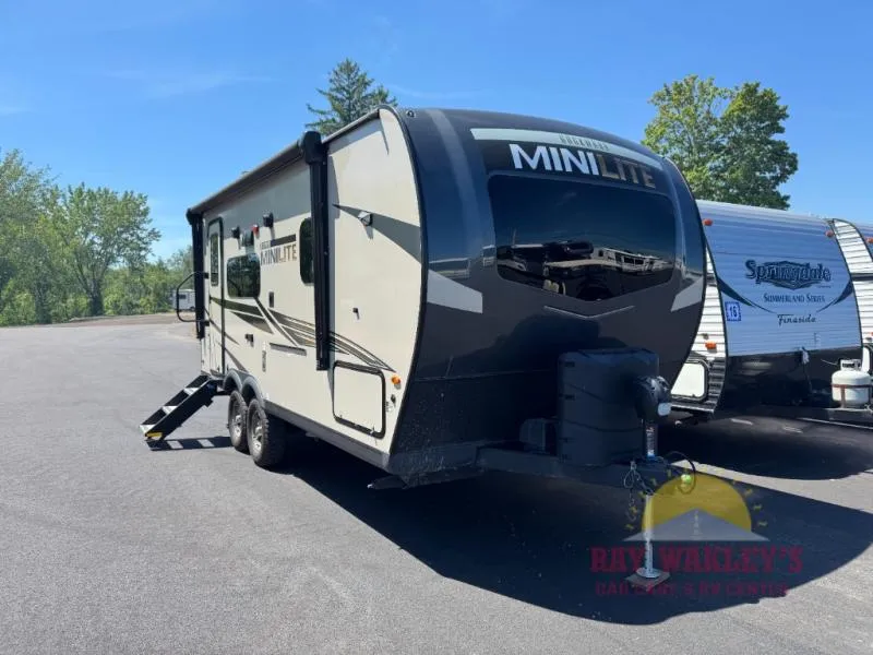 2022 Forest River Rockwood Mini Lite 2109S - Photo 2