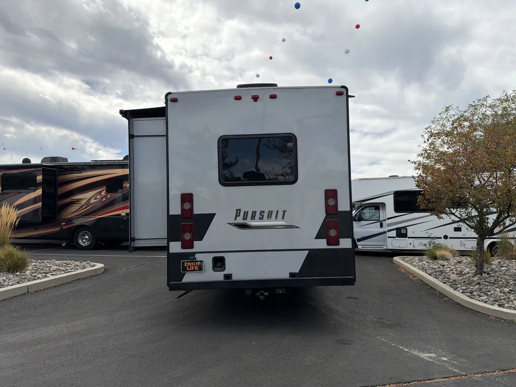 2023 Coachmen Pursuit 31BH, Photos photo 6