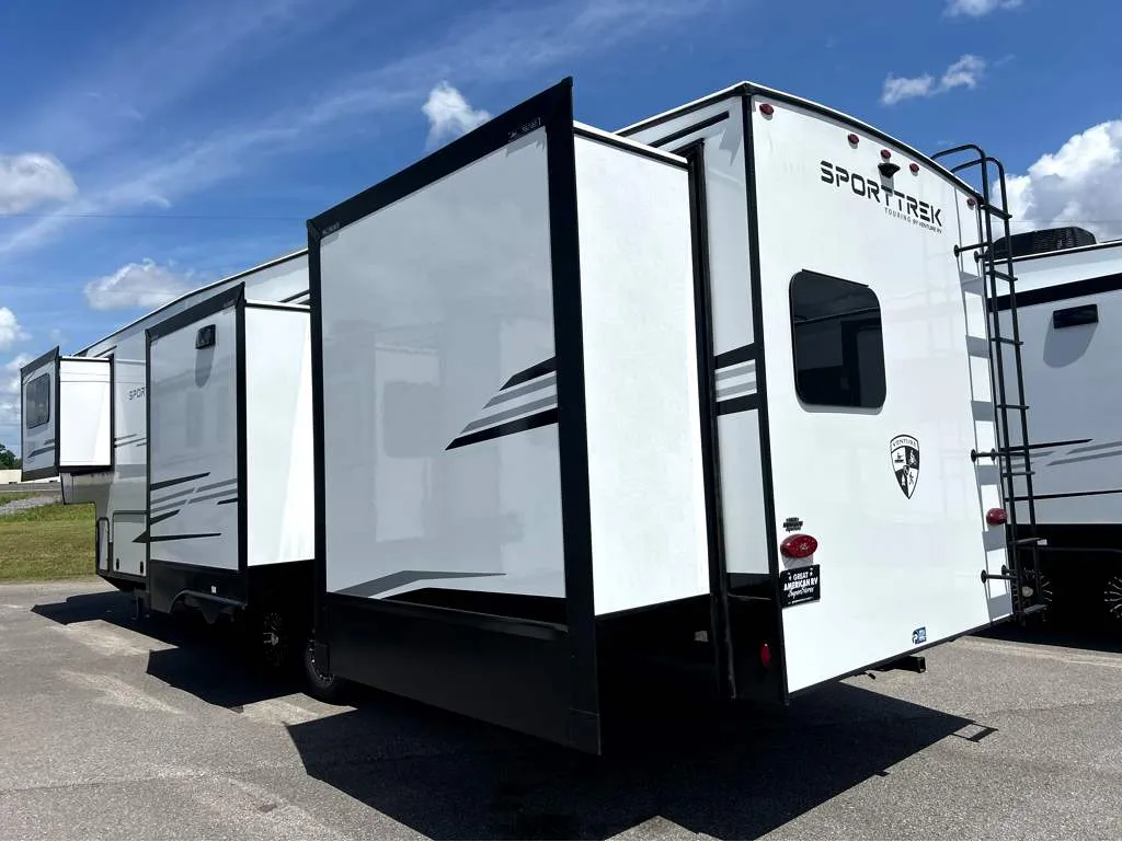 2026 Venture RV SportTrek 5 Touring Edition STTF354VBH - Photo 3