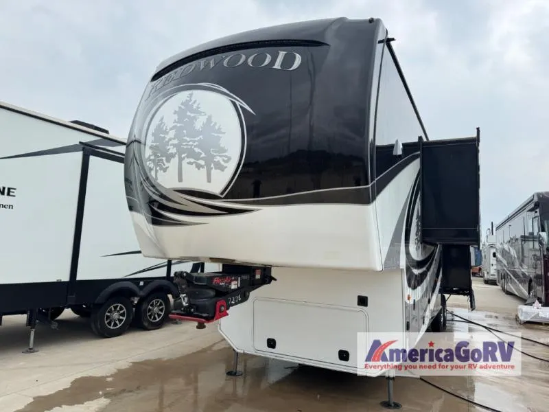 2017 Redwood RV Redwood 3901WB - Main photo