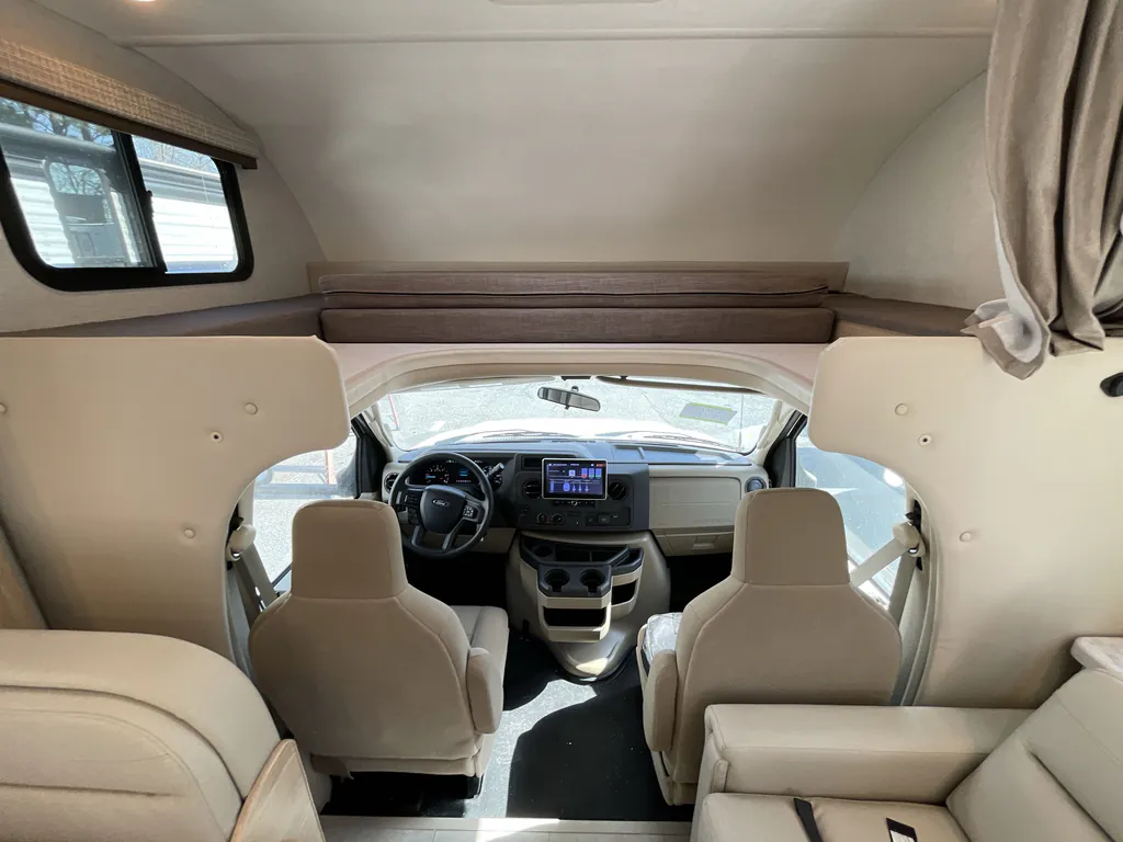 2026 Thor Motor Coach Freedom Elite 28HE, Photos photo 18