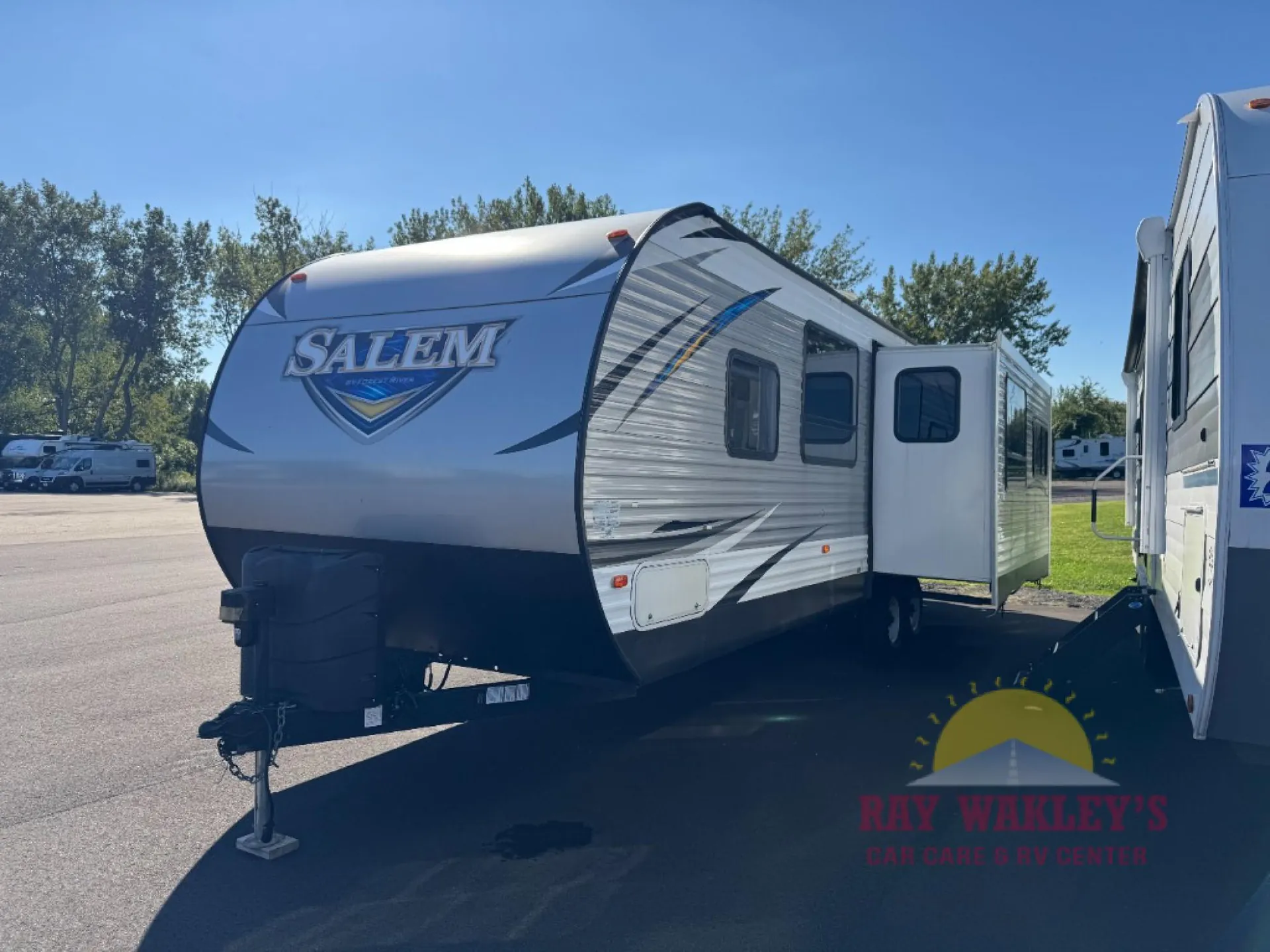 2018 Forest River Salem 28RLSS - Photo 4