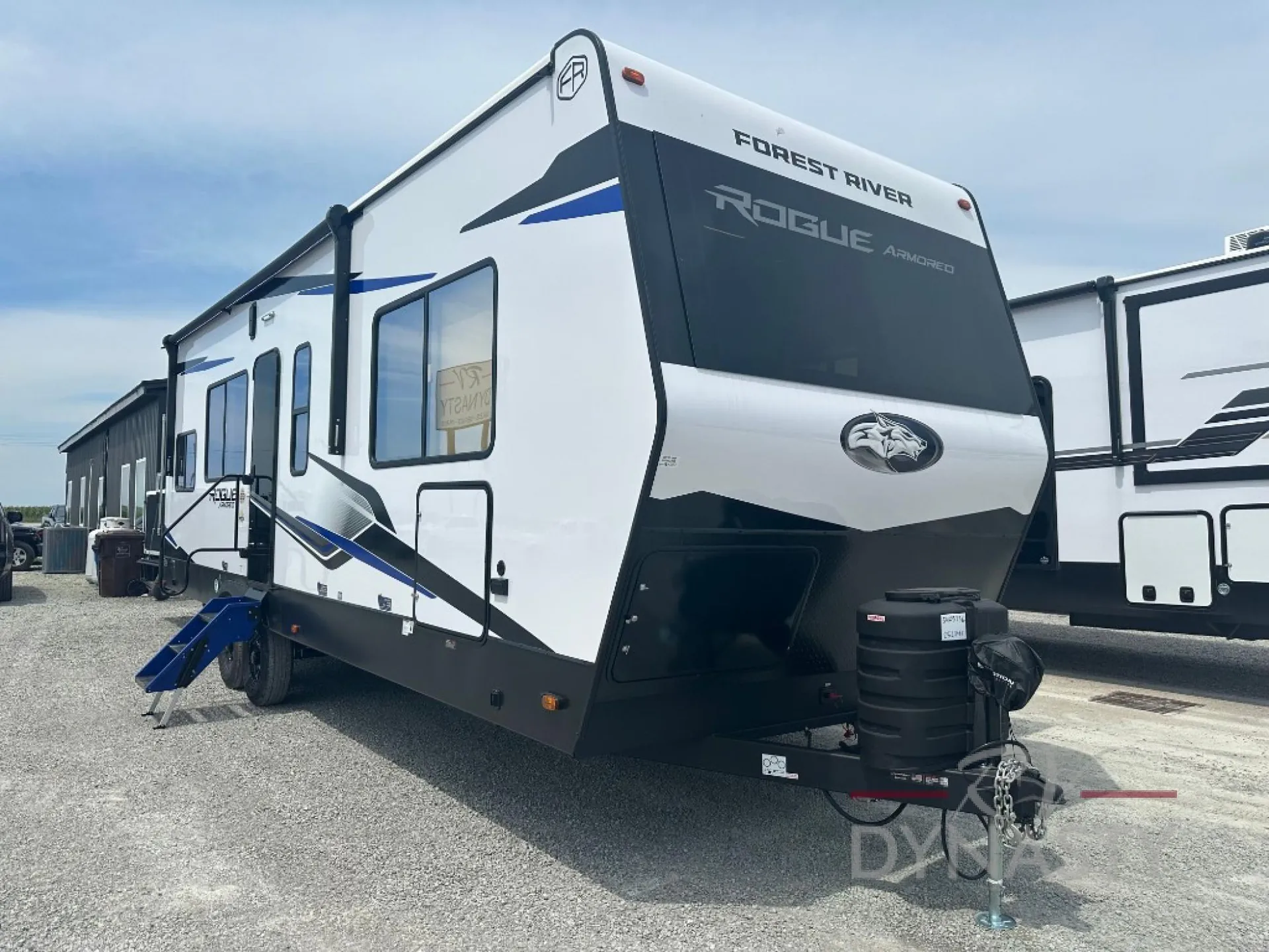 2026 Forest River Vengeance Rogue Armored 25L141 - Photo 2