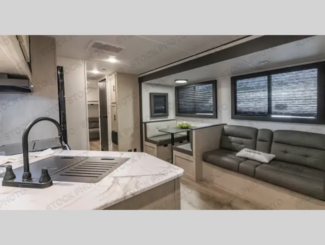 2026 Shasta RVs i-5 Edition 530BQB - Photo 2