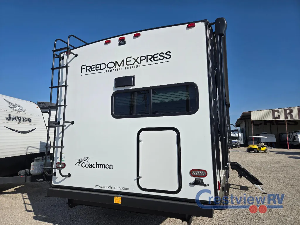 2024 Coachmen Freedom Express Ultra Lite 274RKS, Photos photo 5