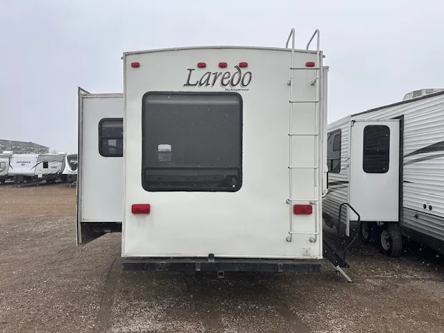 2011 Keystone Laredo 266RL - Photo 4