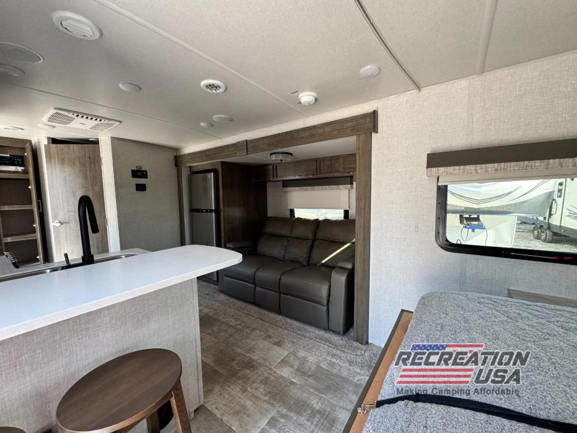2022 Forest River Flagstaff Micro Lite 25FBS - Photo 3