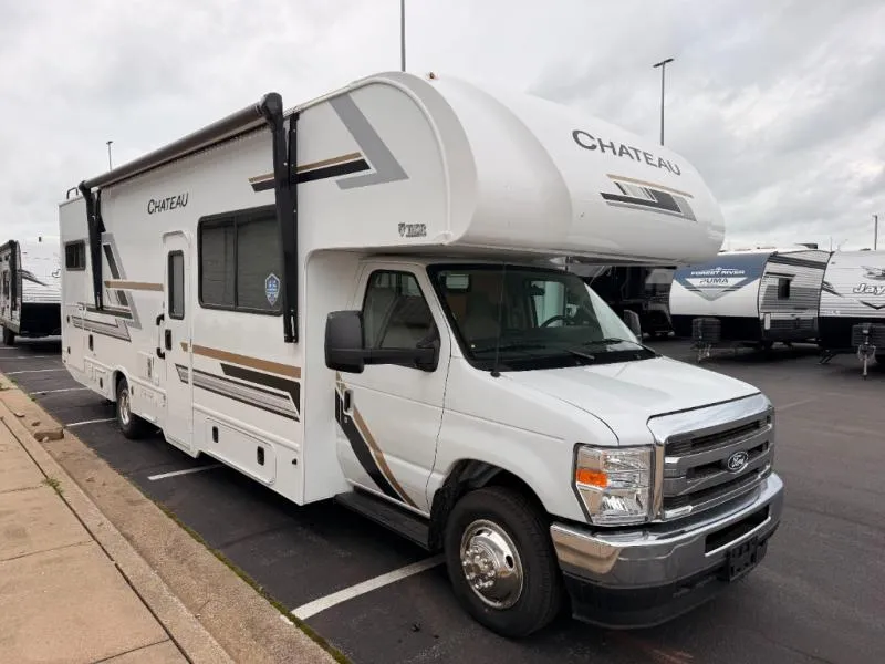 2027 Thor Motor Coach Chateau 31E - Photo 2