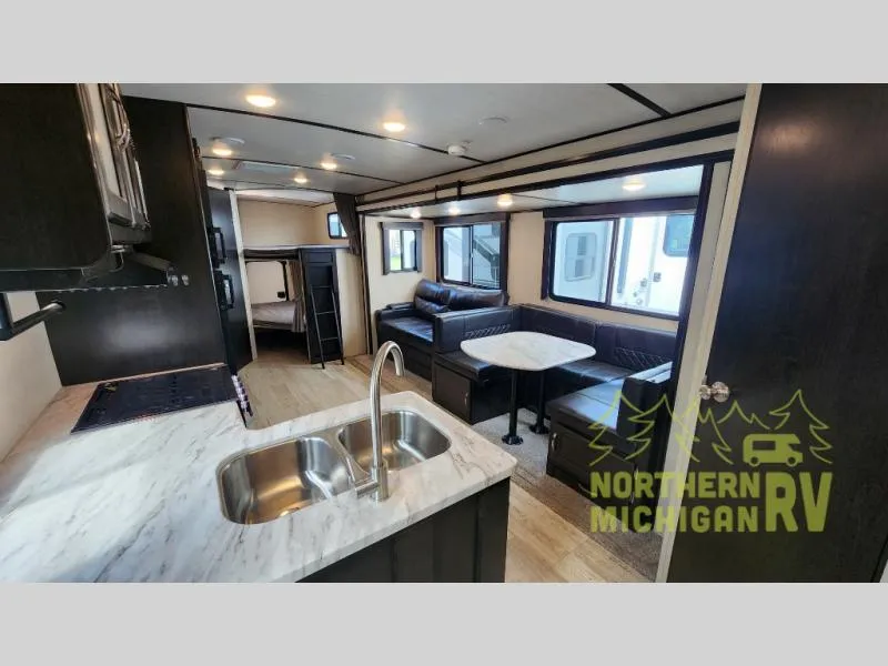 2021 Coachmen Northern Spirit Ultra Lite 2963BH - Photo 3