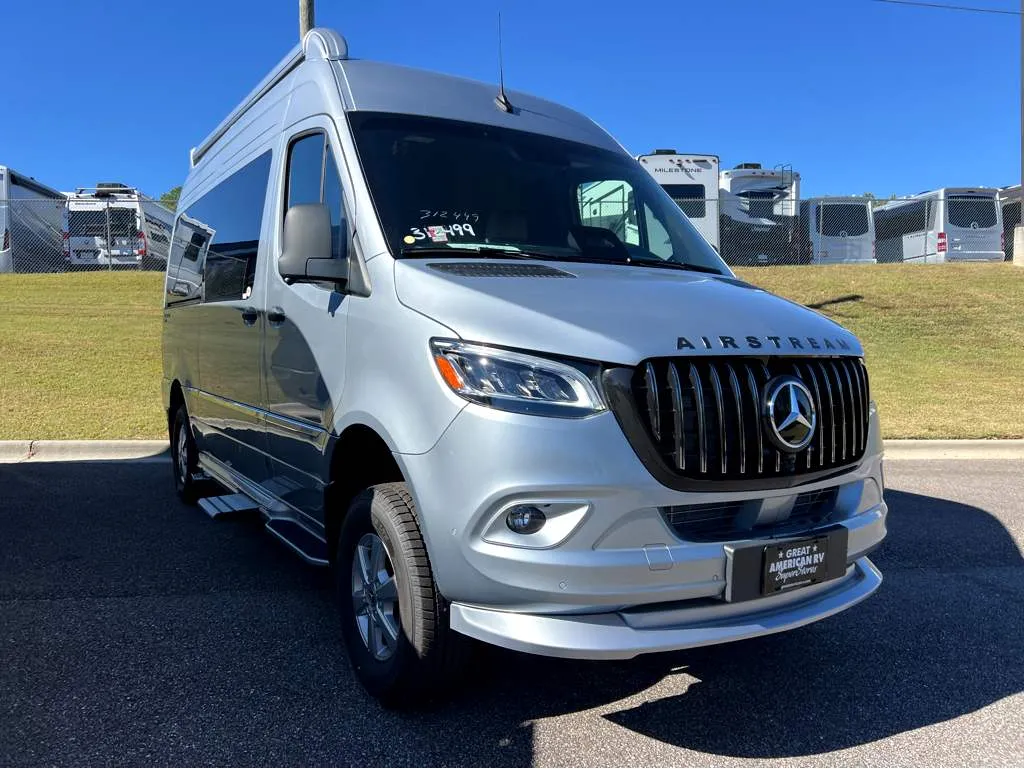 2026 Airstream Interstate 19GT - Photo 2