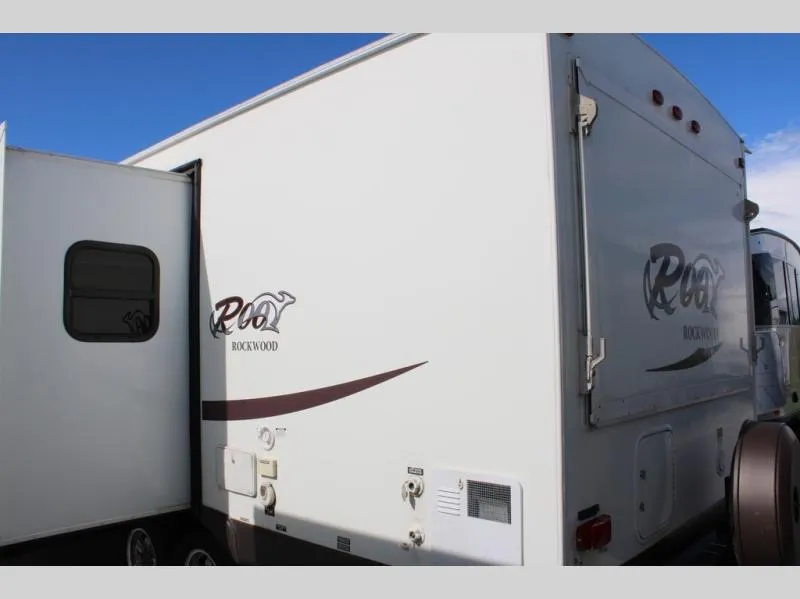 2015 Forest River Rockwood Roo 23IKSS - Photo 4