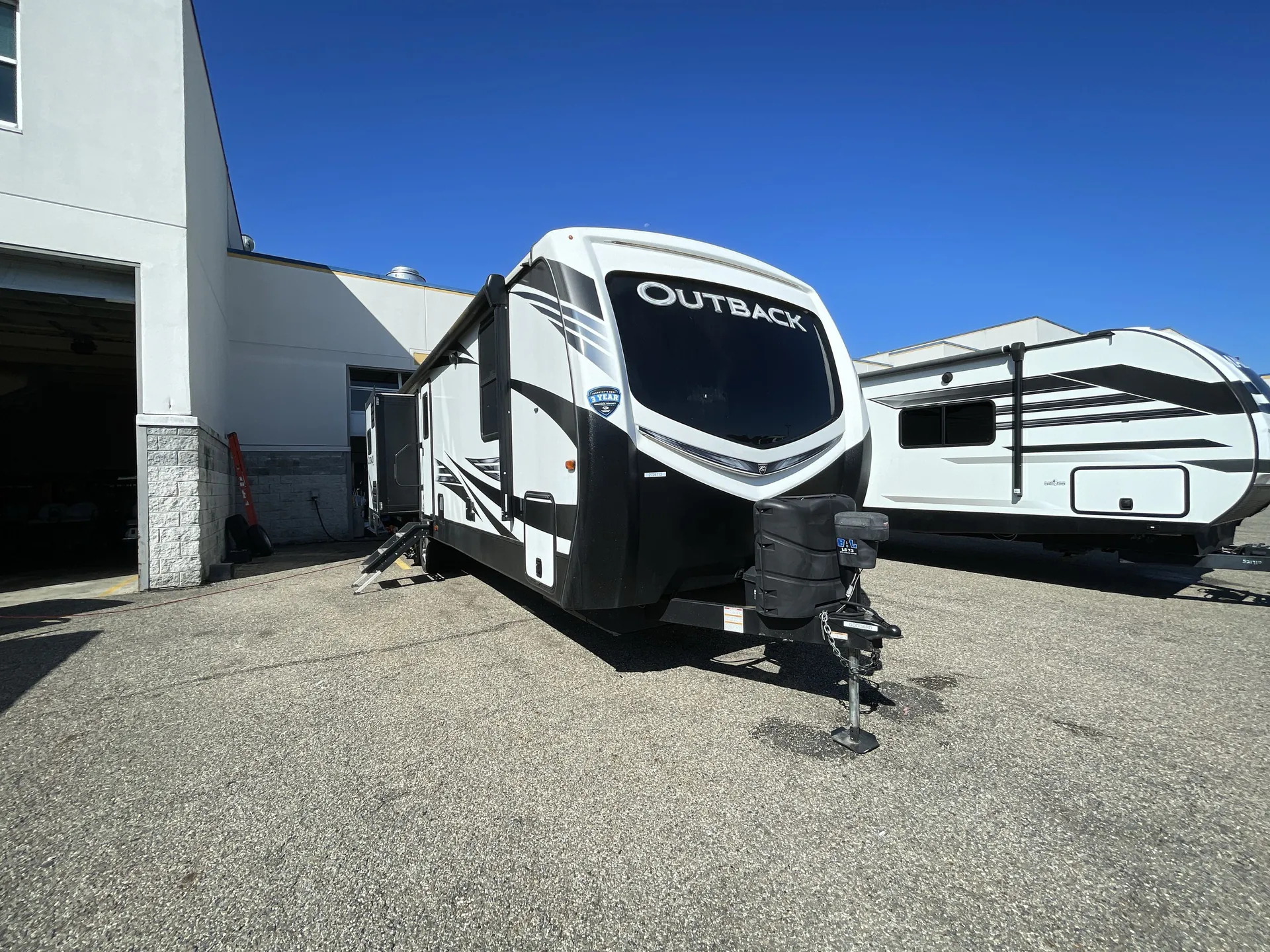 2020 Keystone Outback 335CG dealer photo 1 from Camping World