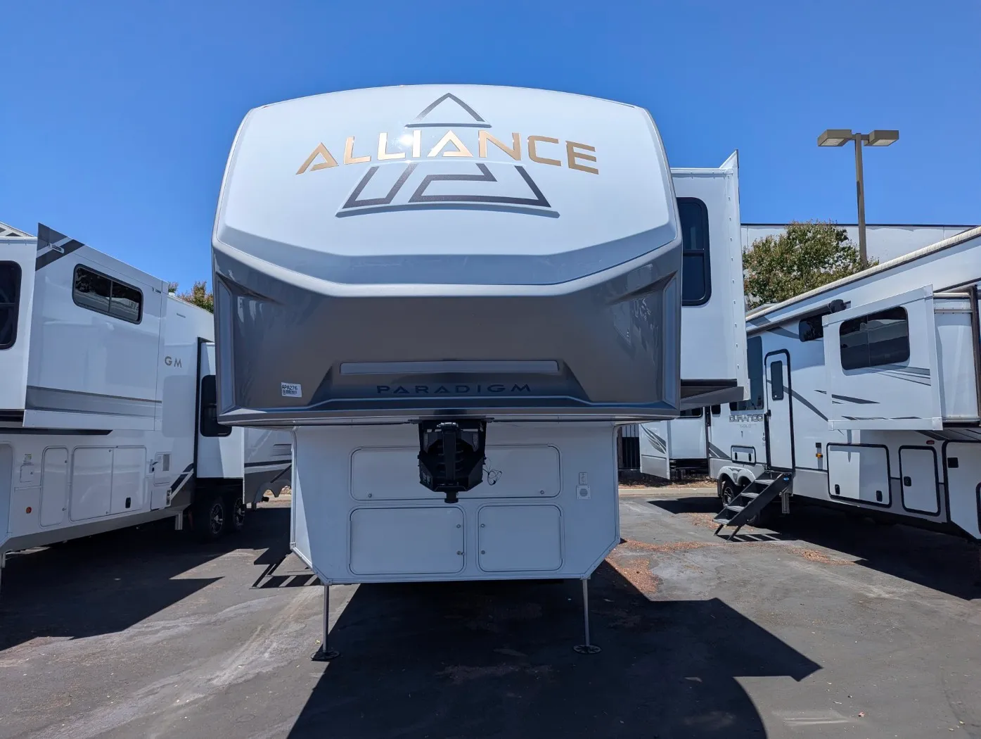 2026 Alliance RV Paradigm 395DS - Photo 3