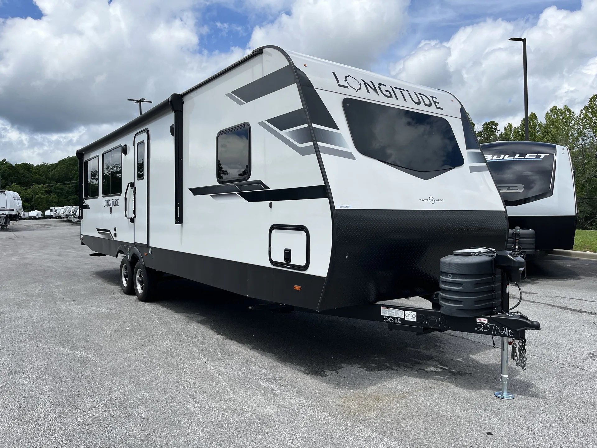 2024 East to West Longitude 310RL - Photo 2