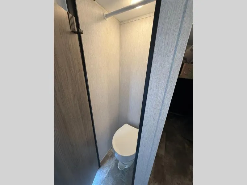 2023 Sunset Park RV SunRay 139T - Photo 4