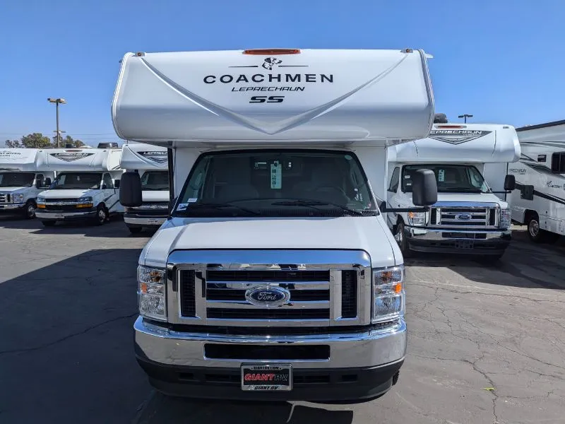 2025 Coachmen Leprechaun 210QSS - Photo 4