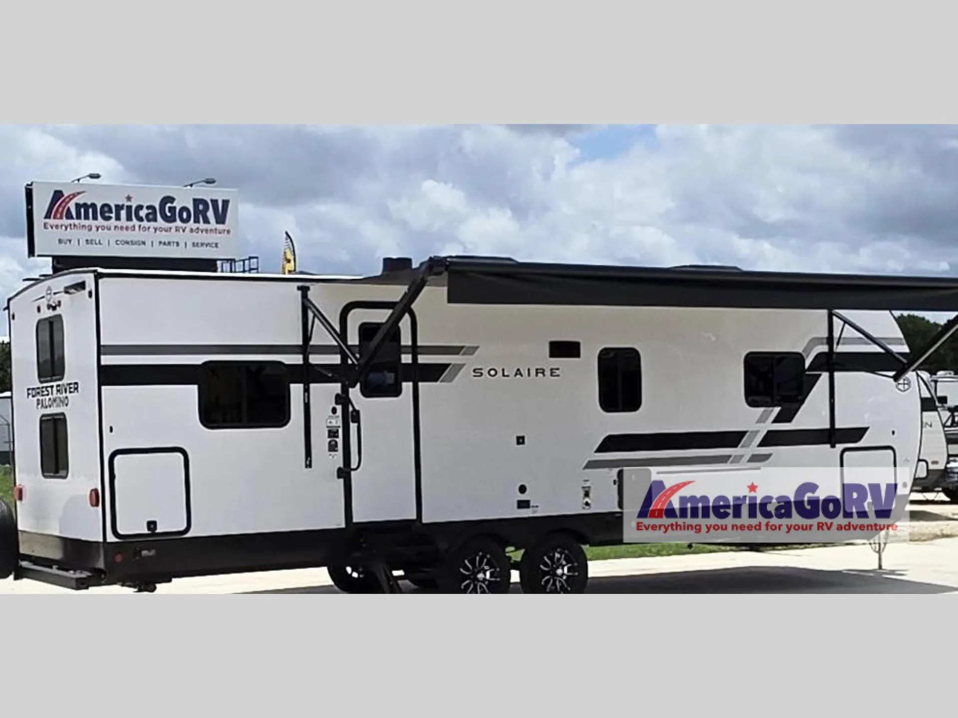 2026 Forest River Solaire 2750BHS dealer photo 3 from America Go RV