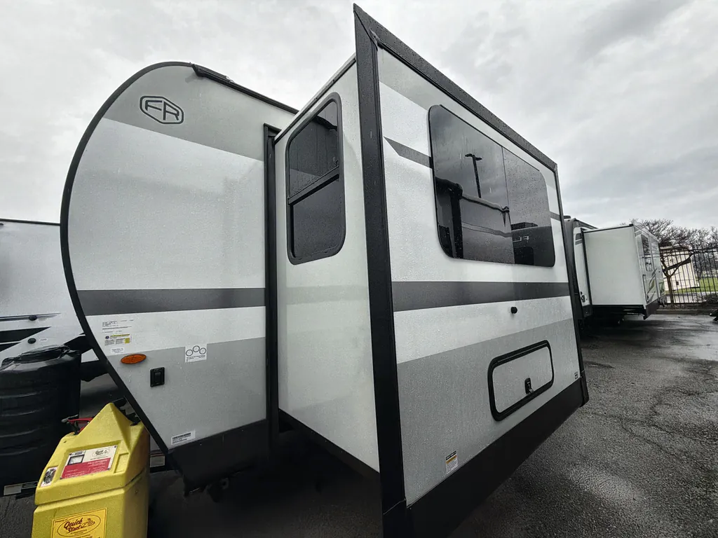 2026 Forest River Flagstaff Micro Lite 25FKB, Photos photo 5