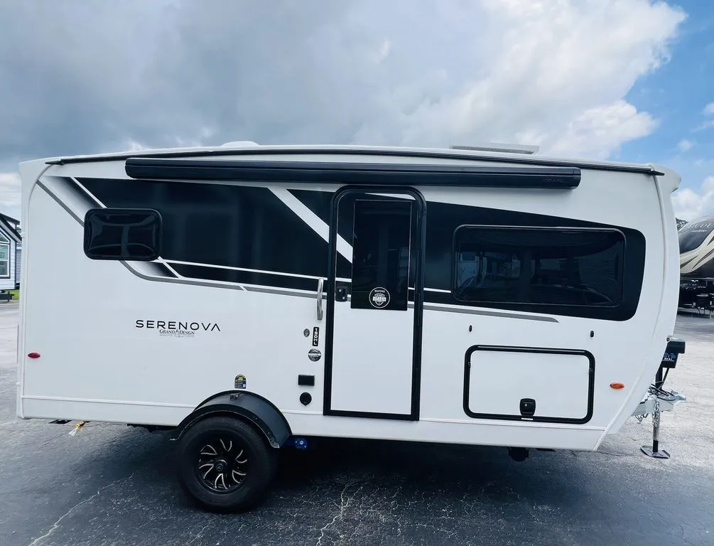 2026 Grand Design Serenova 150HL - Photo 2