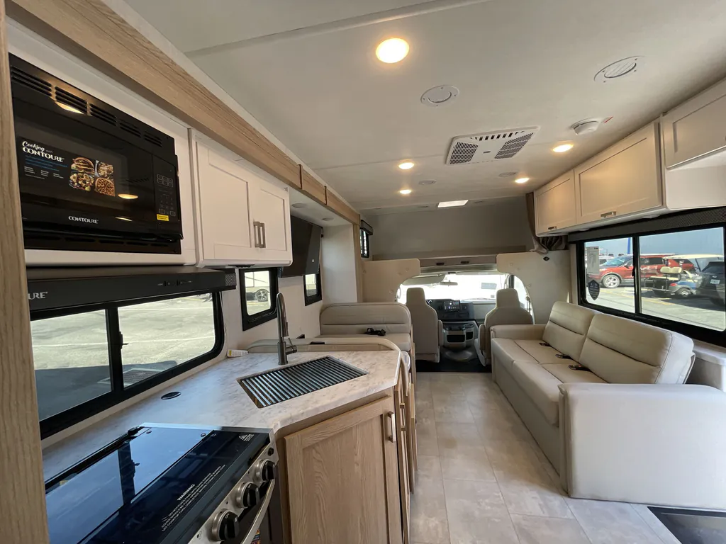 2026 Thor Motor Coach Freedom Elite 31FE, Photos photo 3