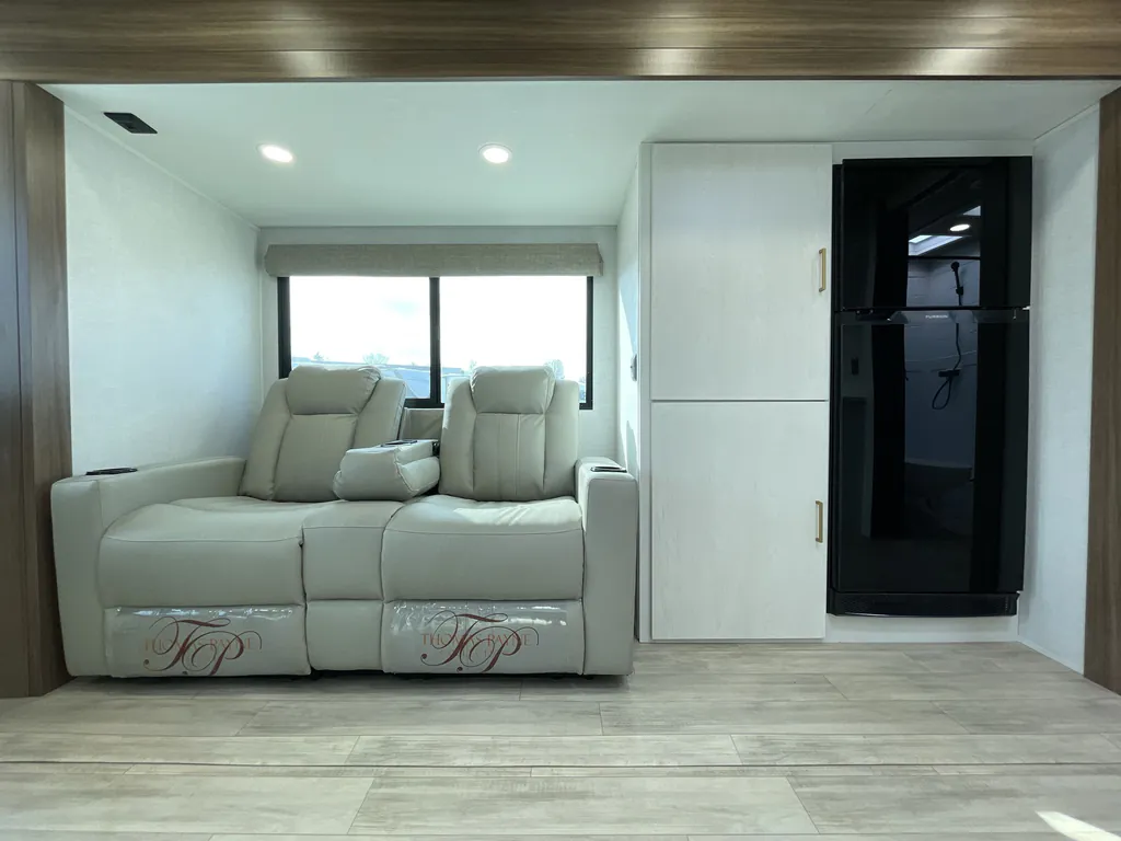 2026 Forest River Vibe Extreme Lite 2400RB, Photos photo 8
