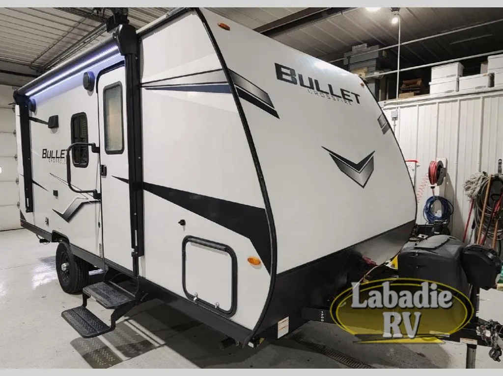 2023 Keystone Bullet Crossfire 1700BH - Photo 2