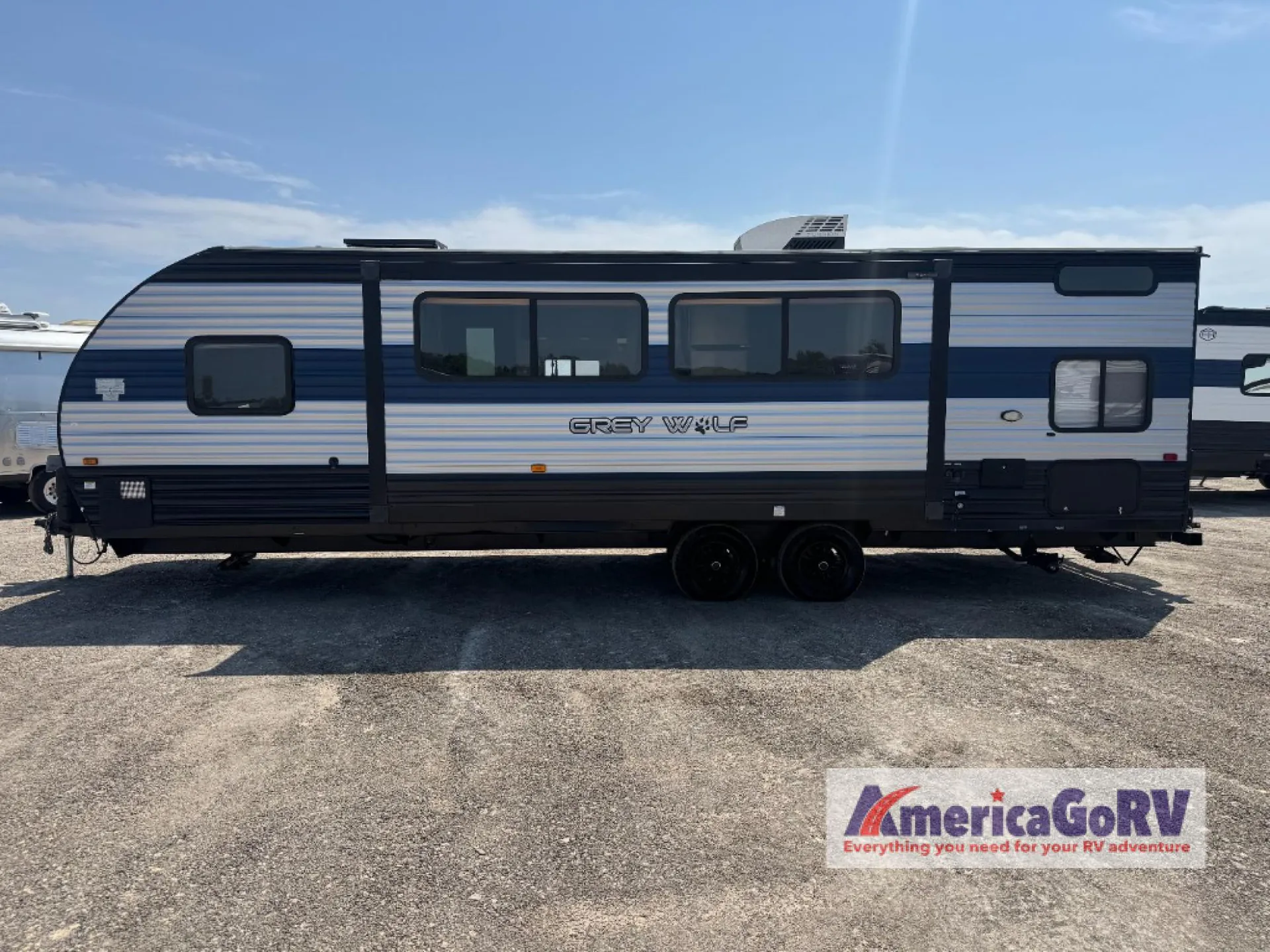 2022 Forest River Cherokee Grey Wolf 26DBH