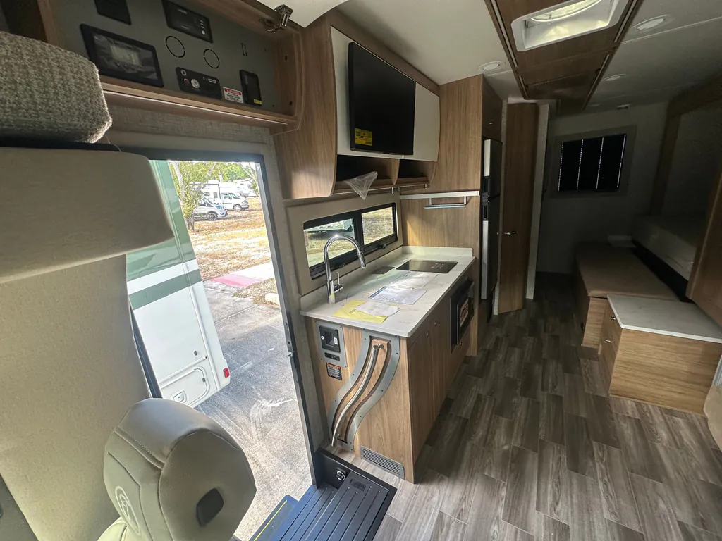 2026 Tiffin Wayfarer 25 XPW, Photos photo 29