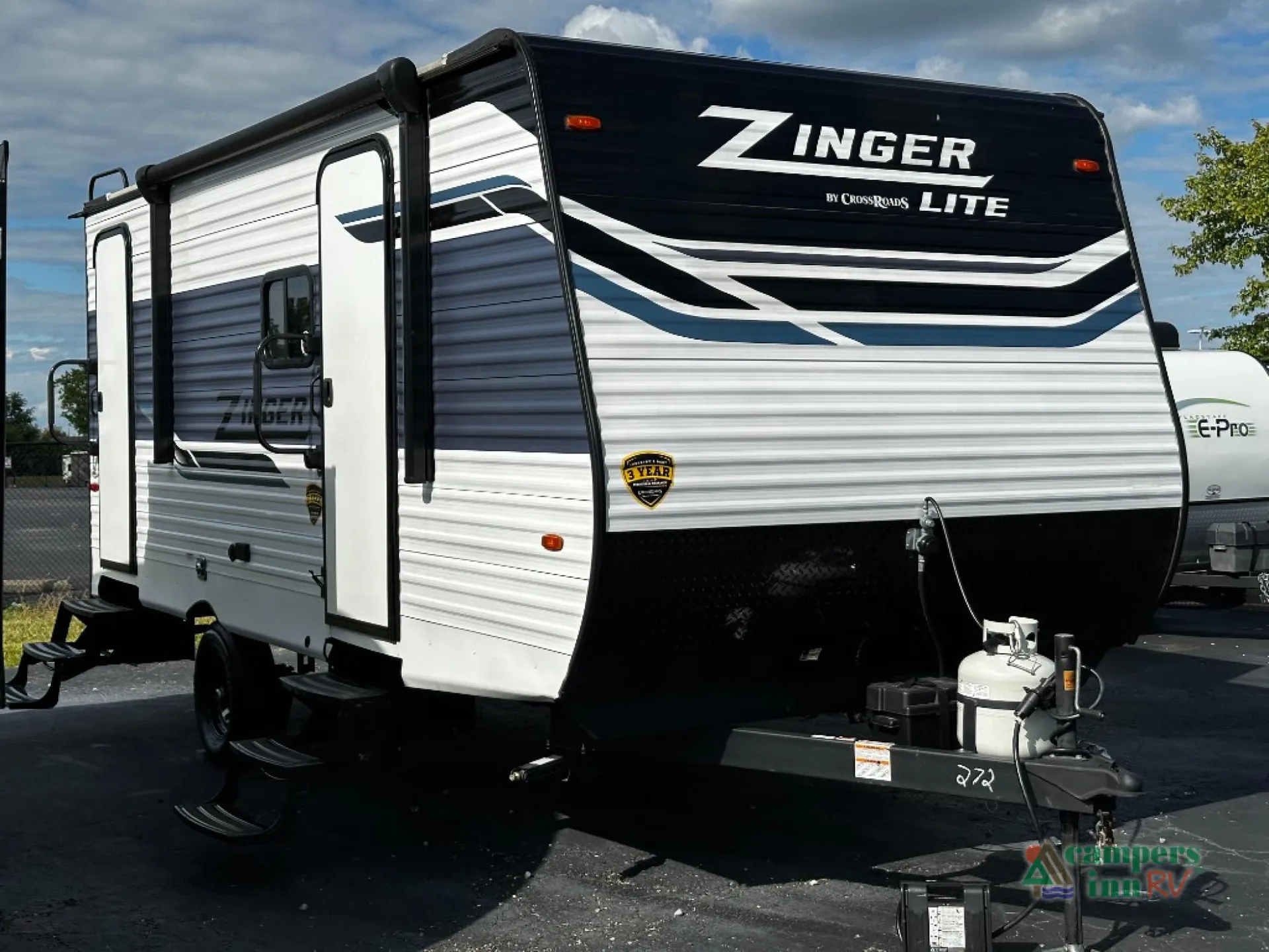2023 CrossRoads Zinger 18DS - Photo 2