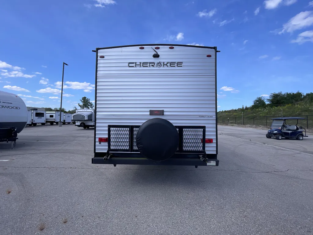 2022 Forest River Cherokee 264DBH, Photos photo 5