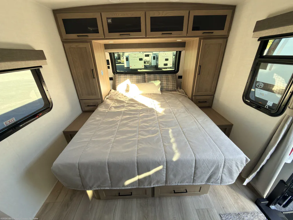 2027 Forest River Rockwood Mini Lite 2524FBT, Photos photo 14