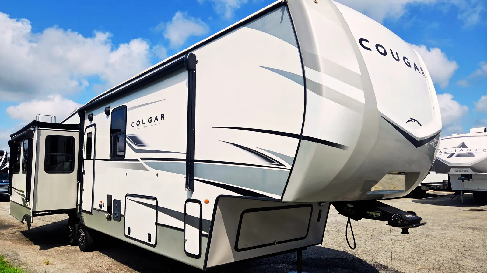 2023 Keystone Cougar 355FBS - Photo 2