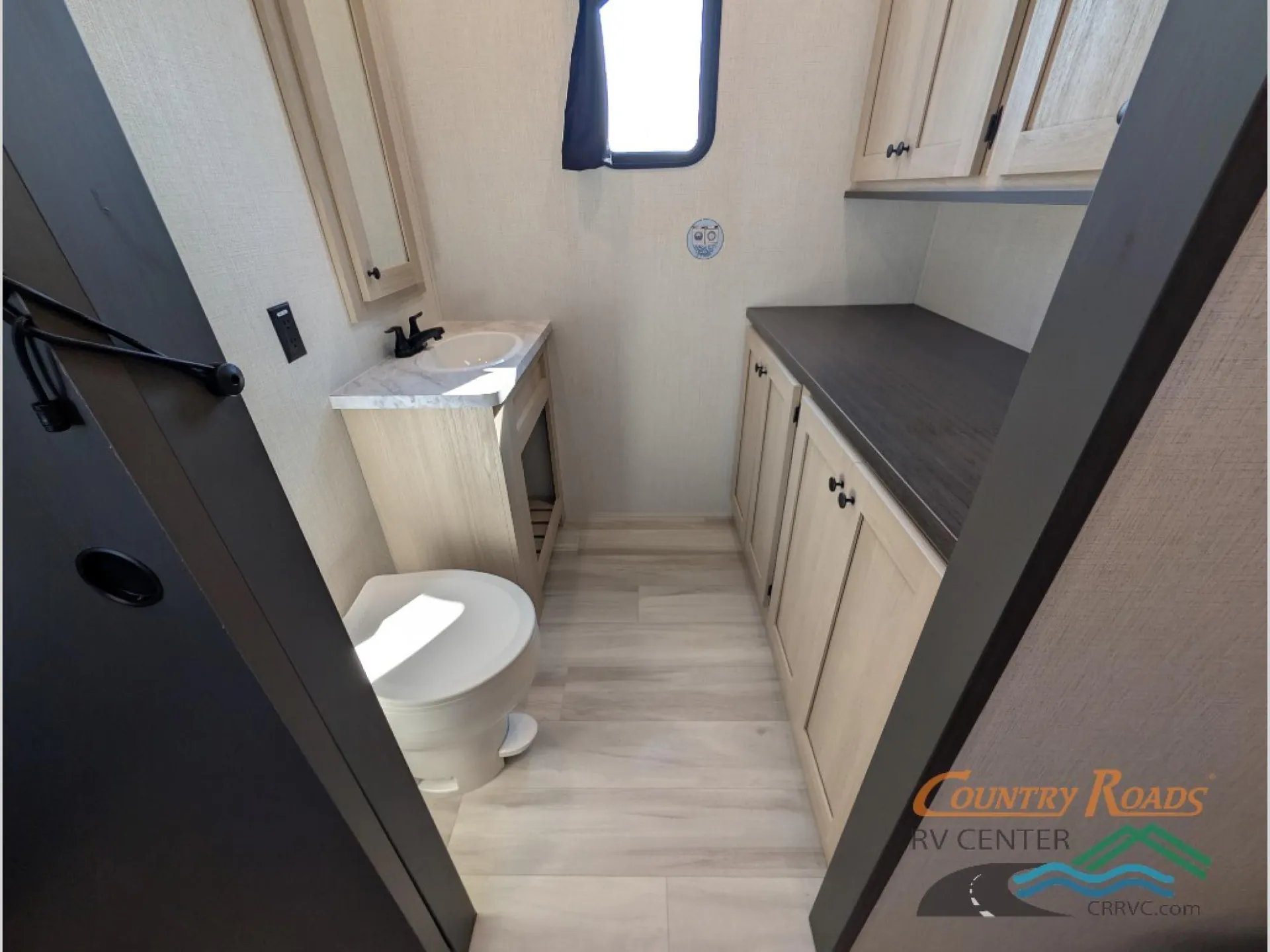 2026 Forest River Cardinal 37GALLEY - Photo 3