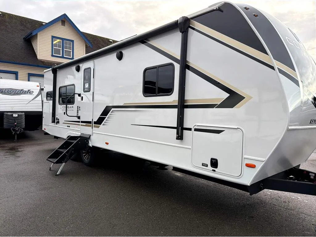 2026 Keystone Cougar Western Elevation 25MLWE - Photo 2
