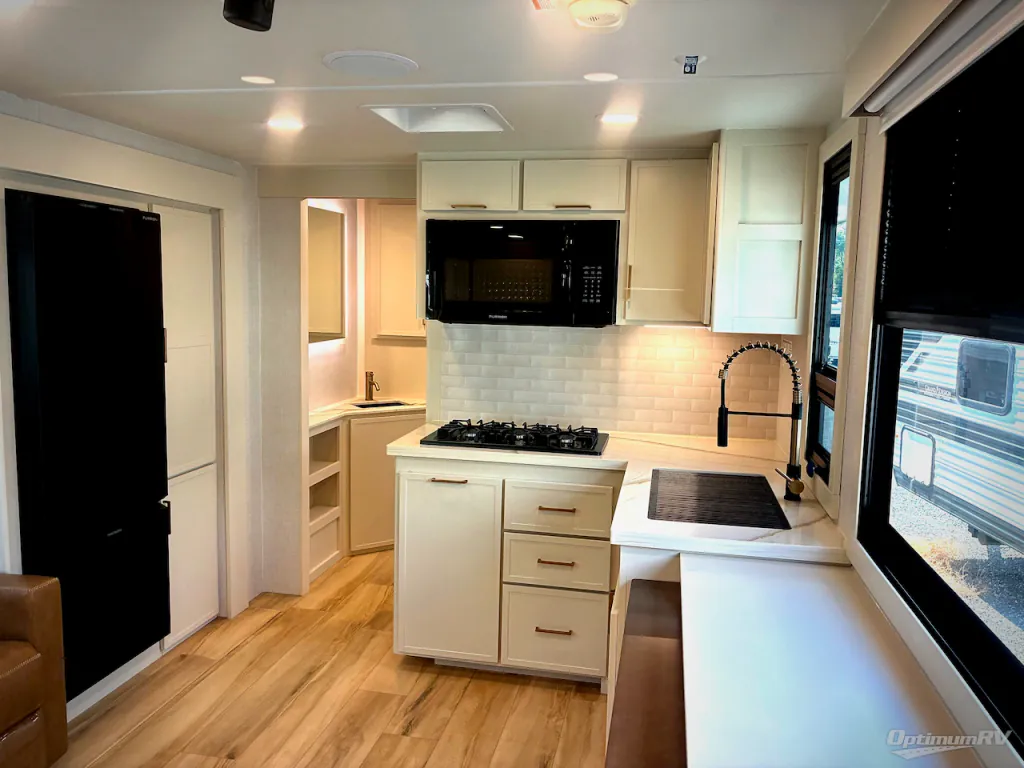 2026 Brinkley Model I 294, Photos photo 11
