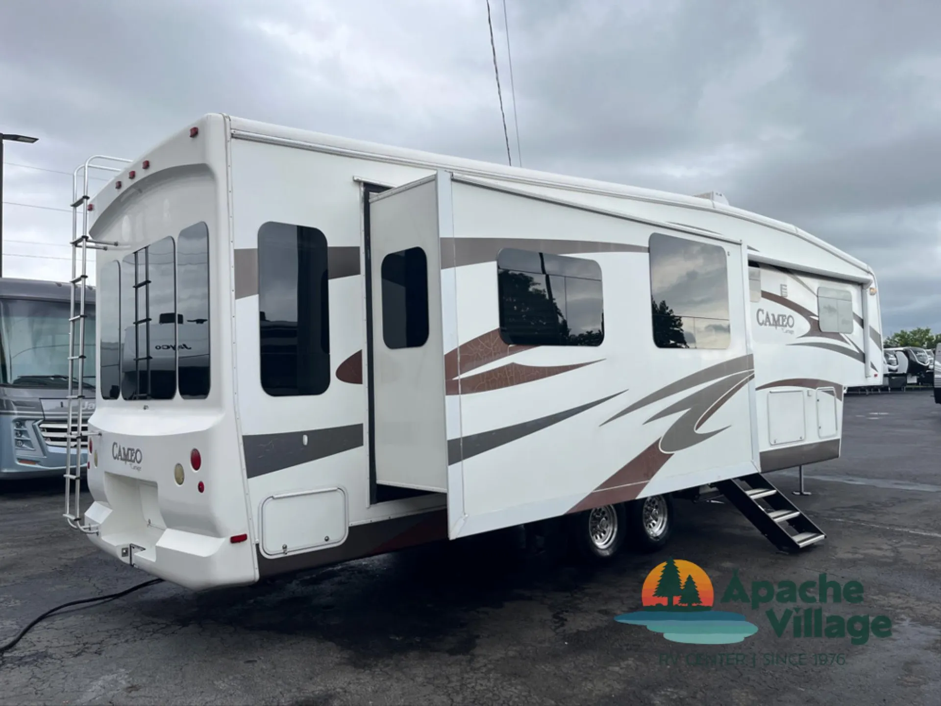2010 Carriage Cameo 37KS3 - Photo 4
