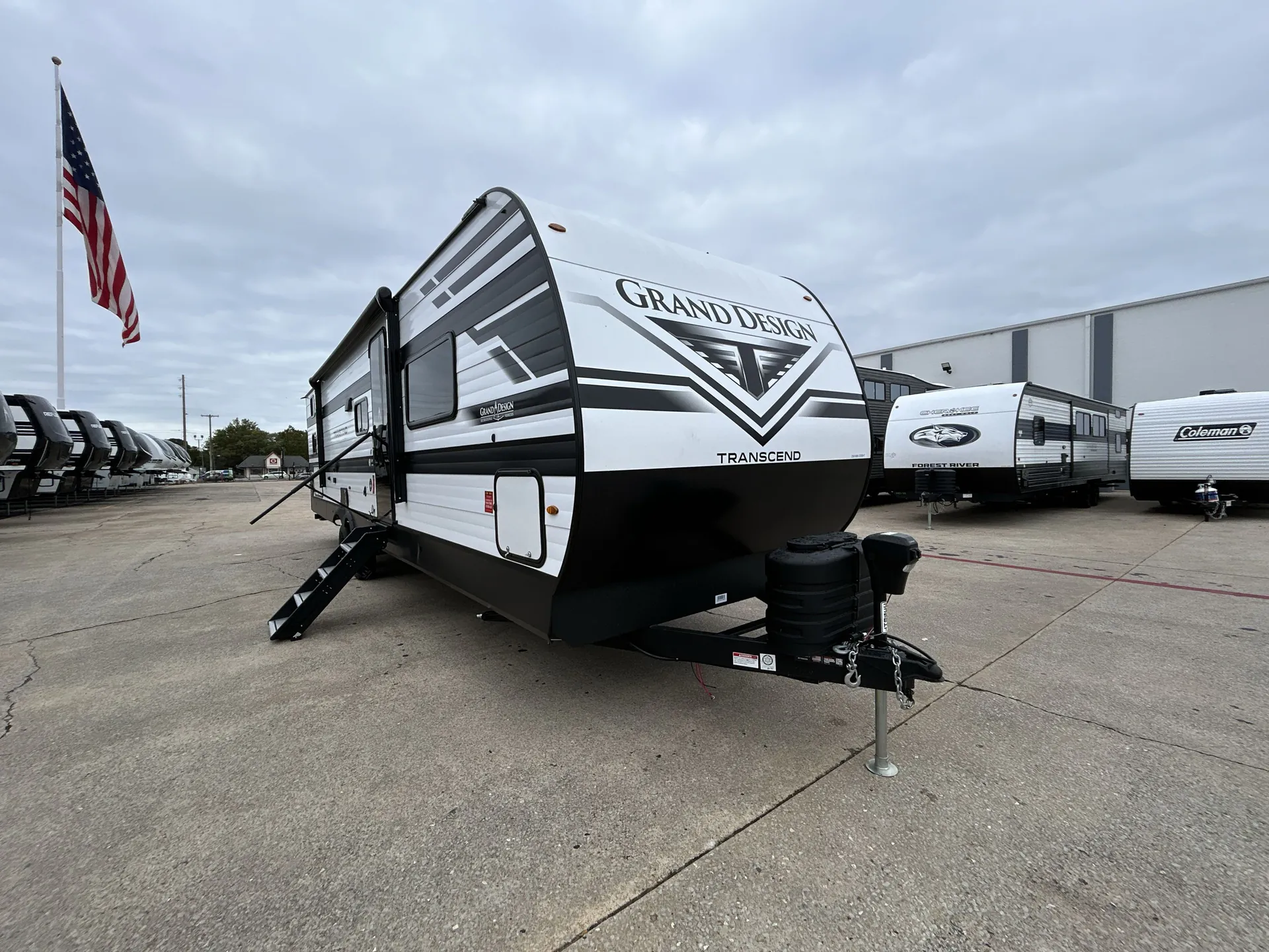 2026 Grand Design Transcend 335BHT - Photo 2