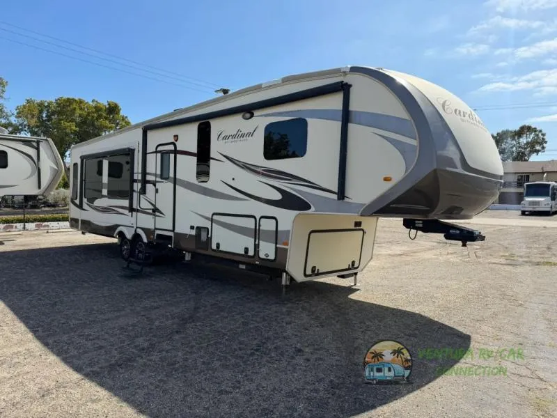 2016 Forest River Cardinal 3455RL - Photo 4