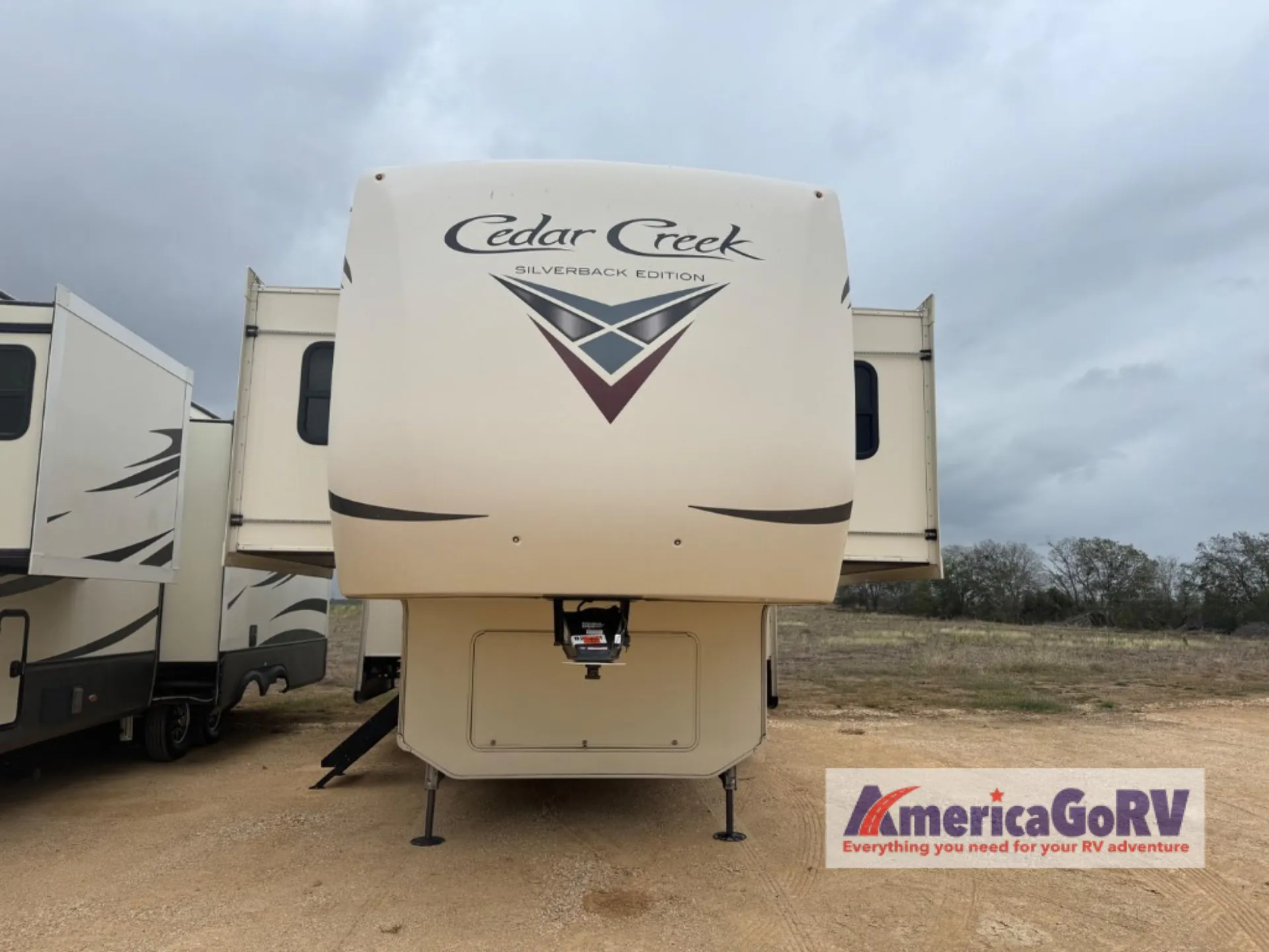 2020 Forest River Cedar Creek Silverback 37FLB - Photo 2