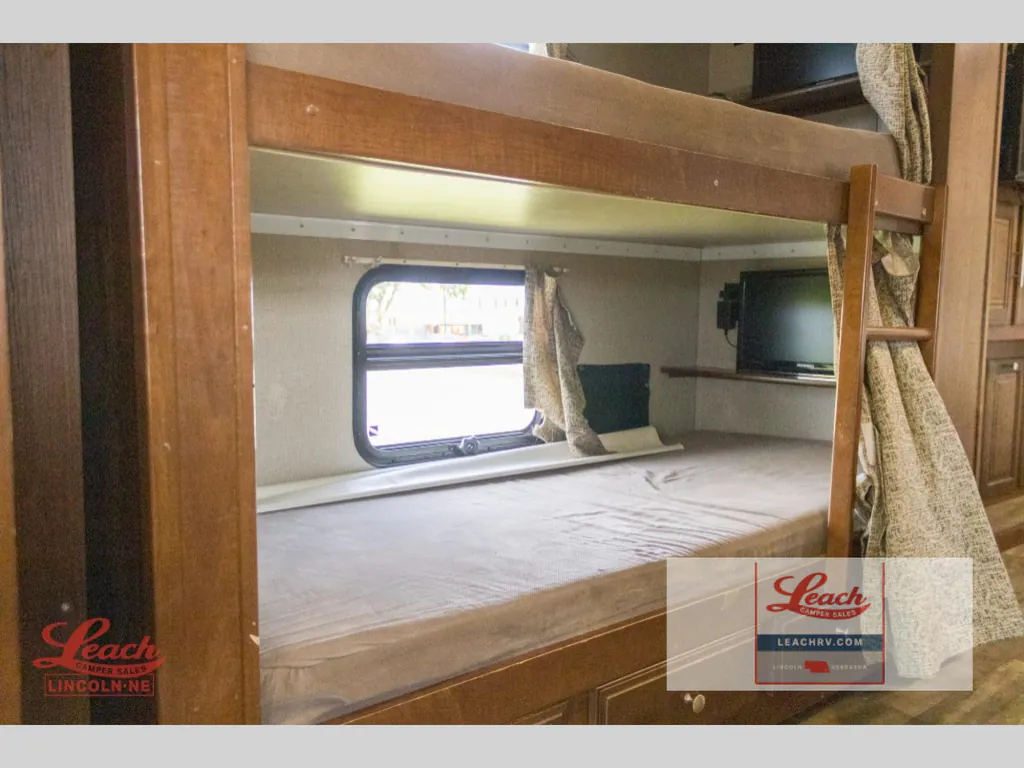 2018 Forest River Georgetown 5 Series GT5 36B5, Photos photo 24