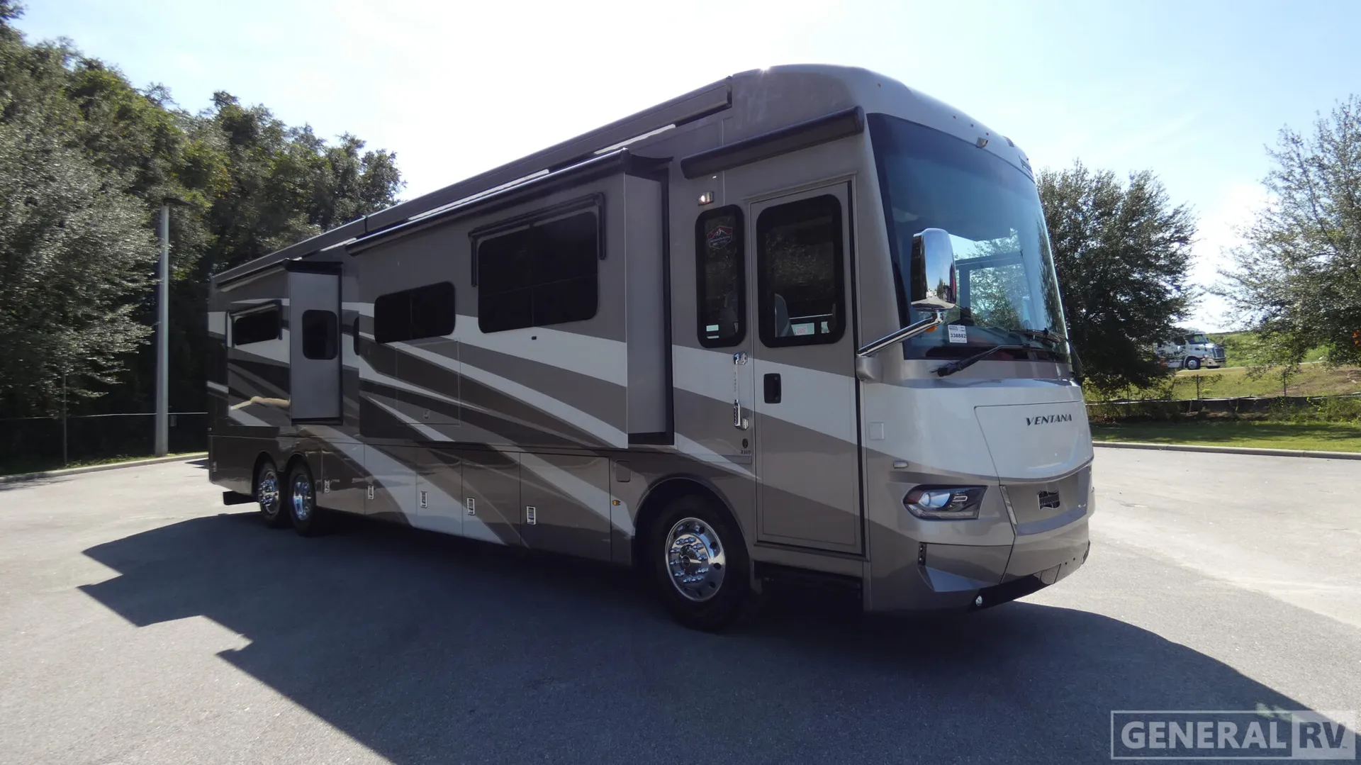 2026 Newmar Ventana 4369 - Photo 2