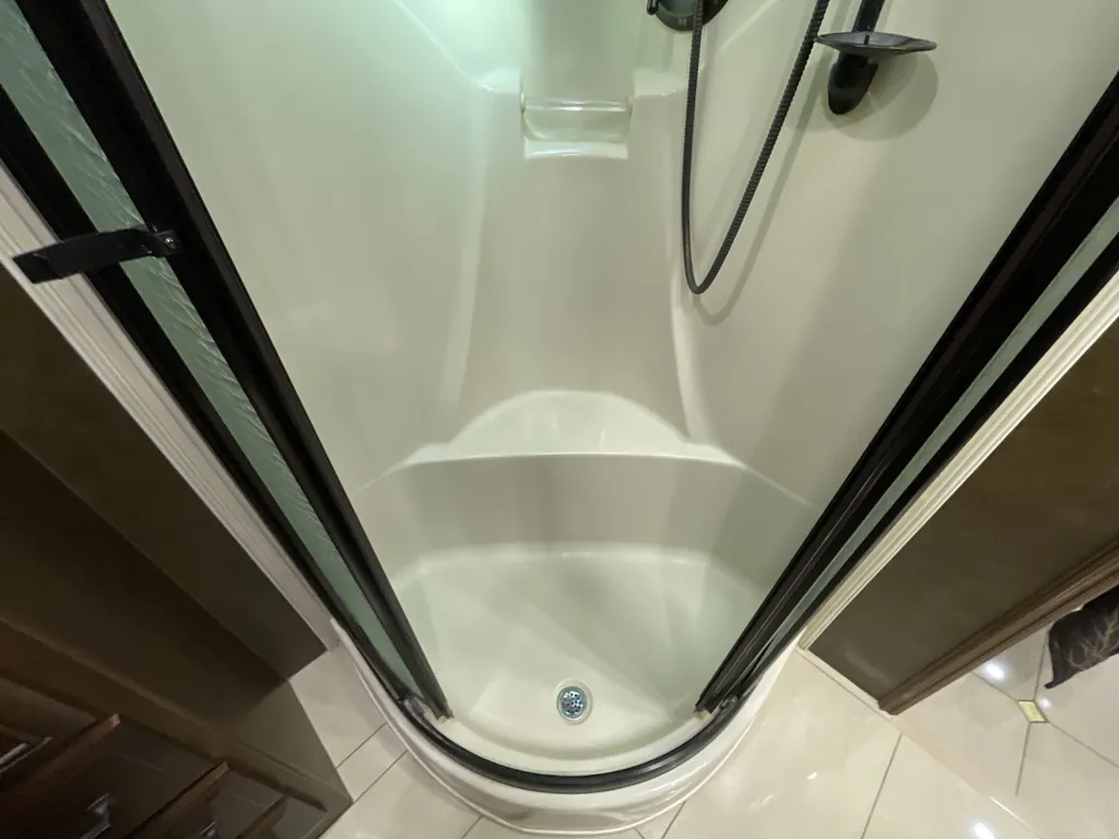 2015 Entegra Coach Aspire 42RBQ, Photos photo 38