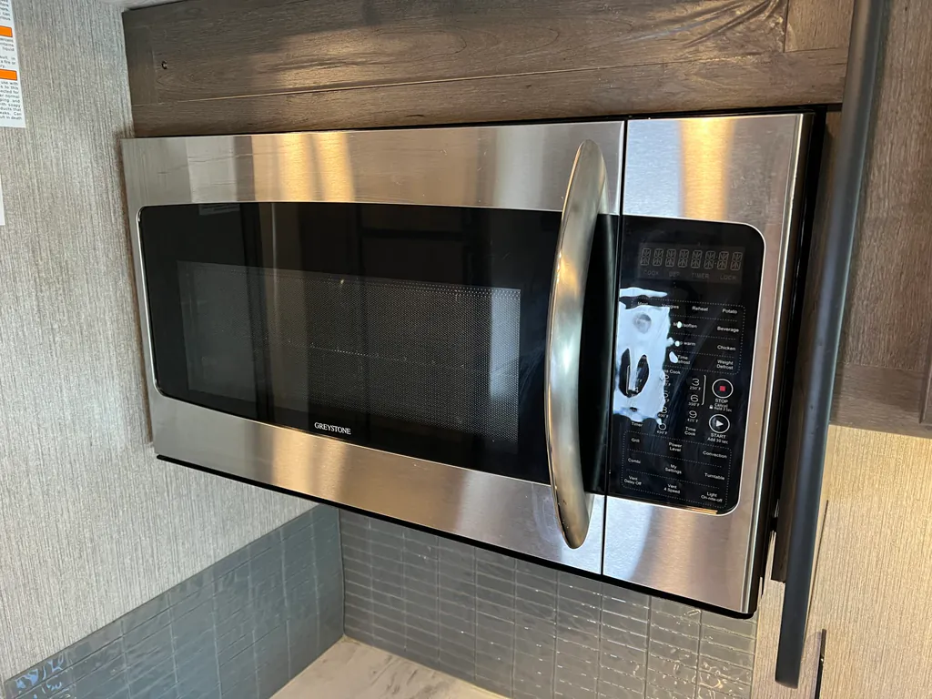 2023 Nexus Wraith 33W, Photos photo 9