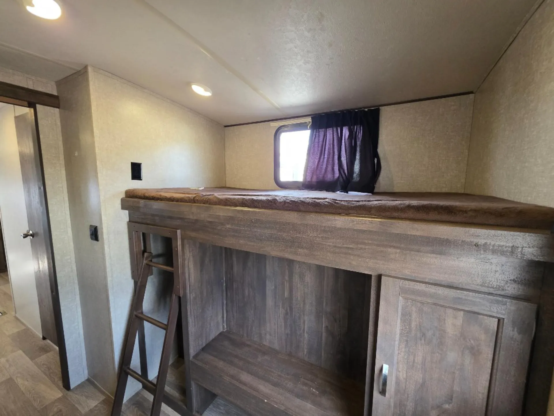 2018 Forest River Vibe 308BHS - Photo 4