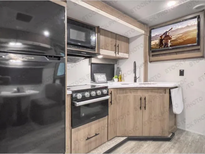 2023 Grand Design Imagine XLS 23BHE - Photo 4