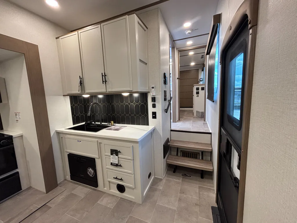 2027 Forest River Impression 36BR3, Photos photo 18