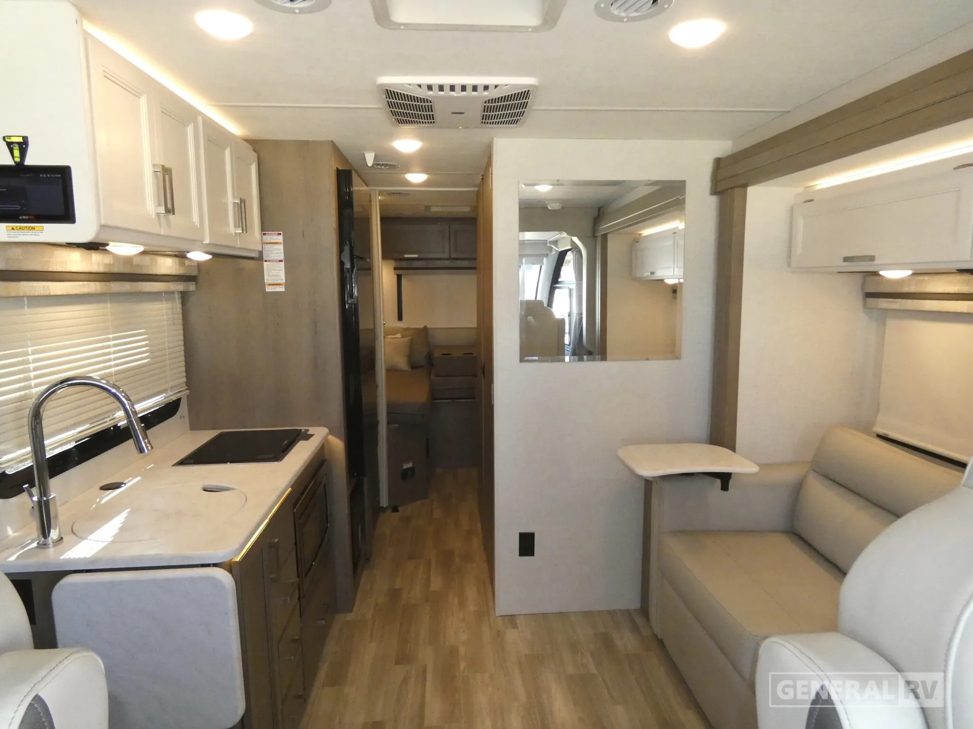2026 Thor Motor Coach Vegas 24.1 - Photo 3