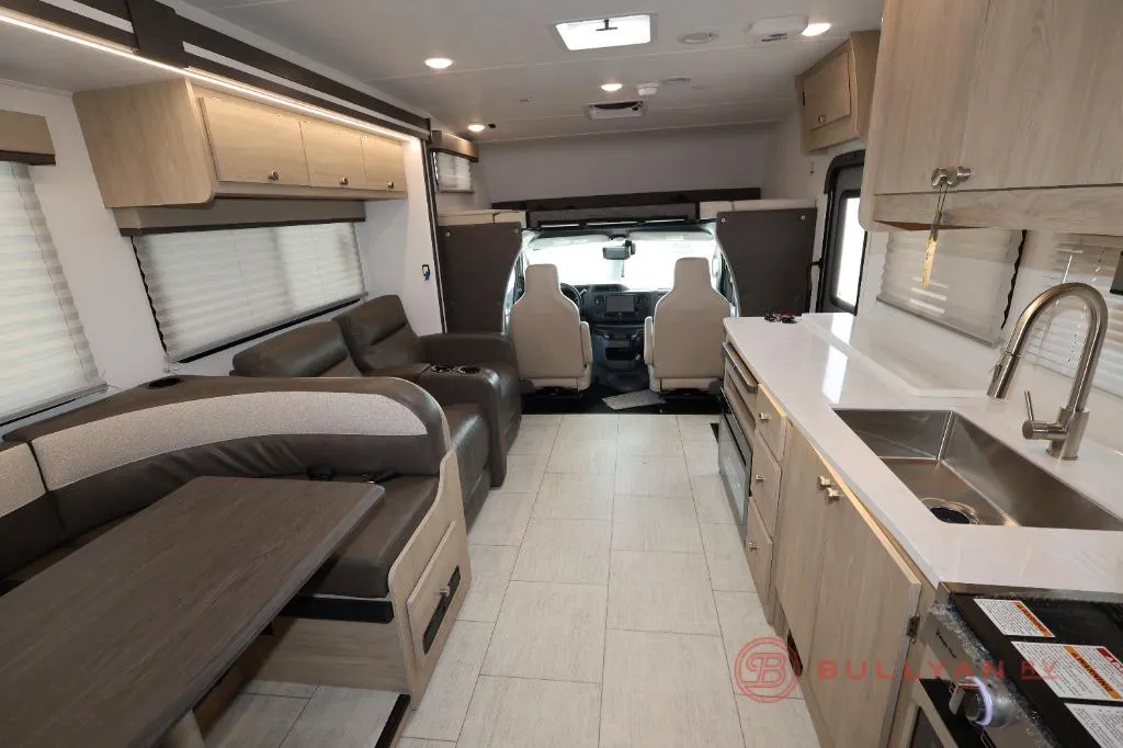 2027 Coachmen Leprechaun 319MB - Photo 3