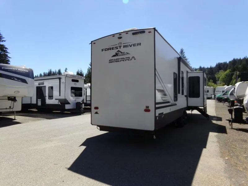 2025 Forest River Sierra 3990FL - Photo 4